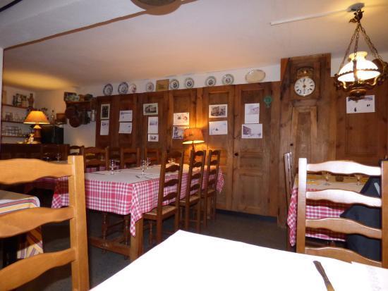 L'Auberge Chez Leon Le Chambon-sur-Lignon Exteriör bild